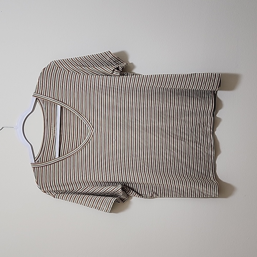 Short sleeve shirt